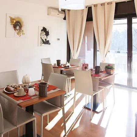 Oda ve Kahvaltı I Salici 3*